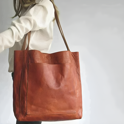 Lorenas moderner Chic | Stilvolle Ledertasche